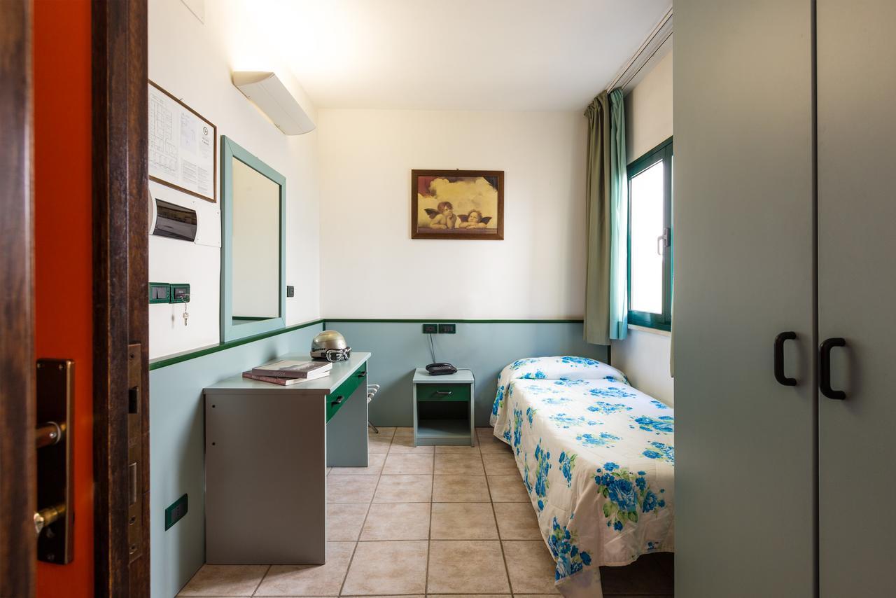 Hotel Franco Antonelli Assisi Esterno foto